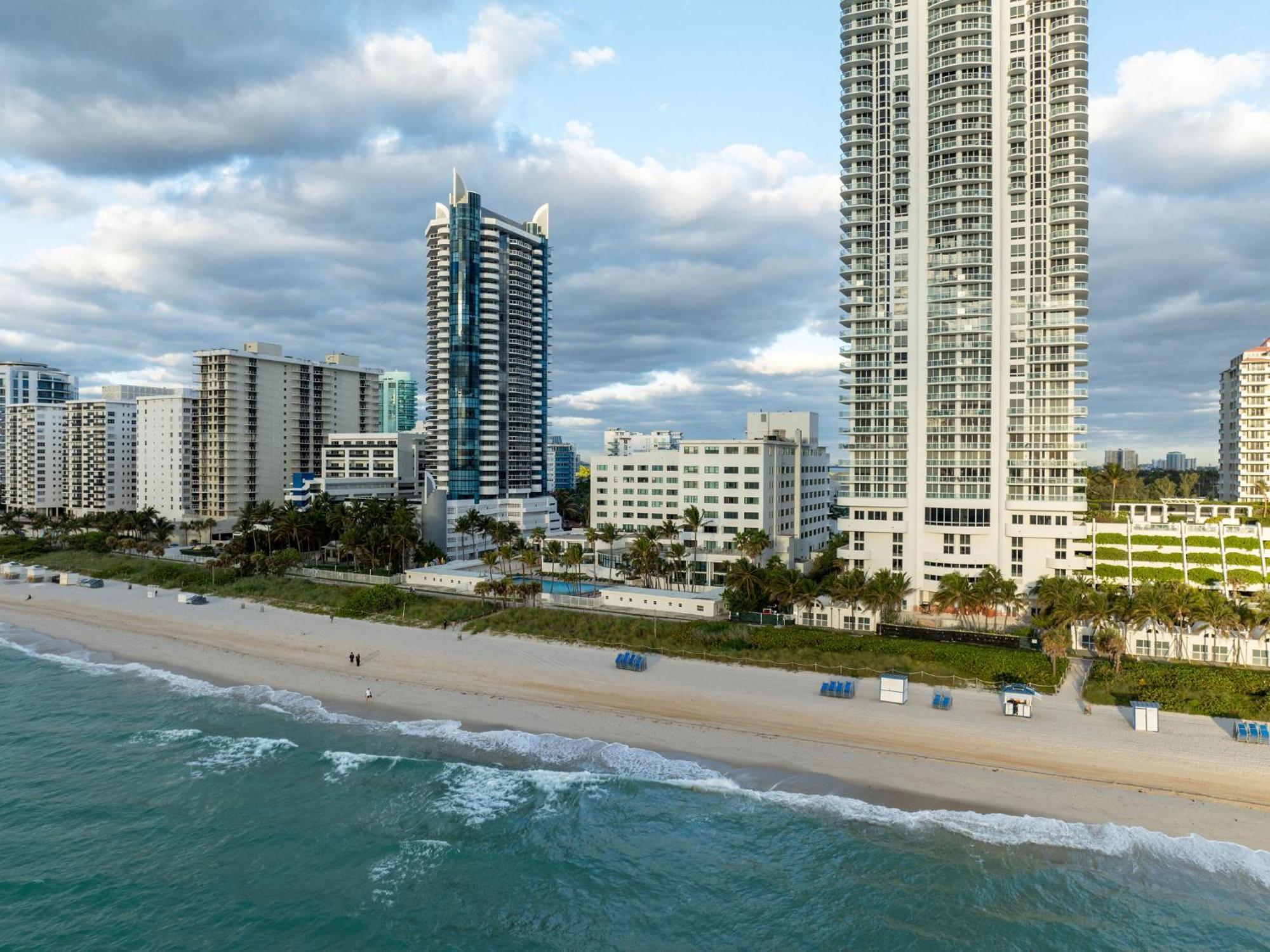 Beach Front Beautiful New Apartment With Pool Miami Beach Exterior photo